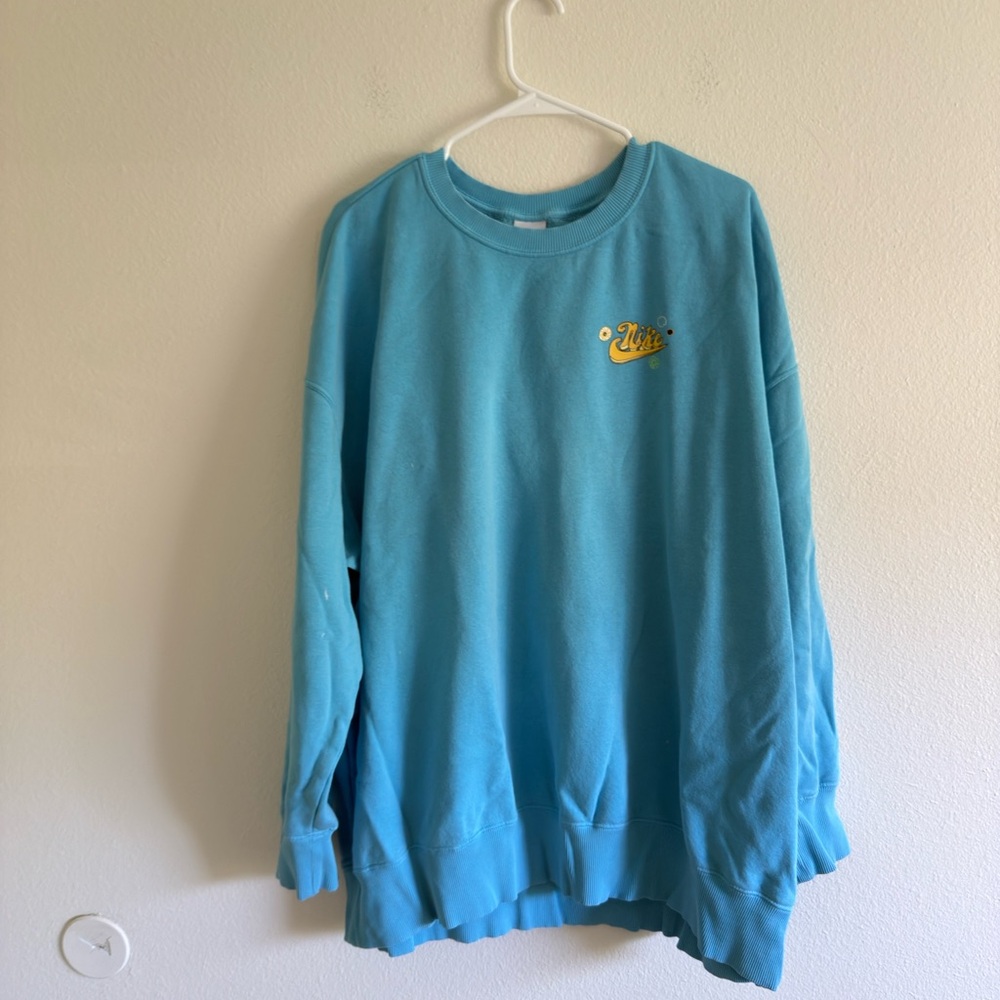 Nike Women’s Be Kind To Your Mind Oversized Crewneck Sweatshirt